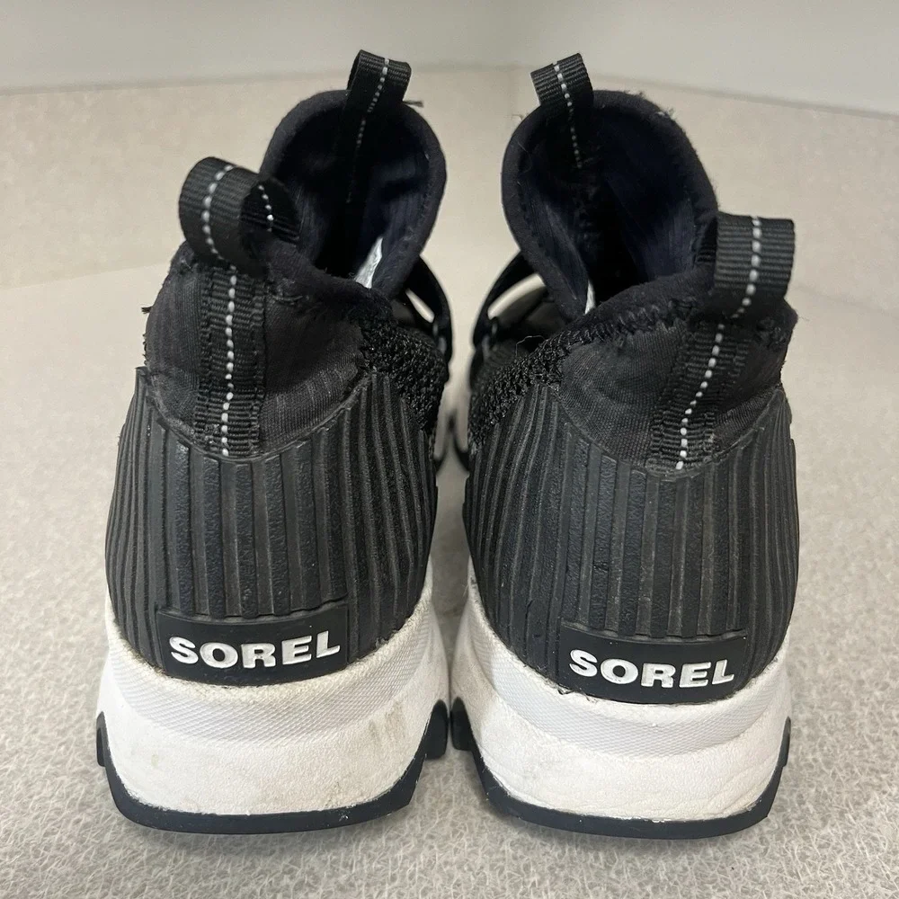 Sorel Kinetic Sneak Shoes Women's 9.5 Black White Slip On Strap Low Top Sneakers